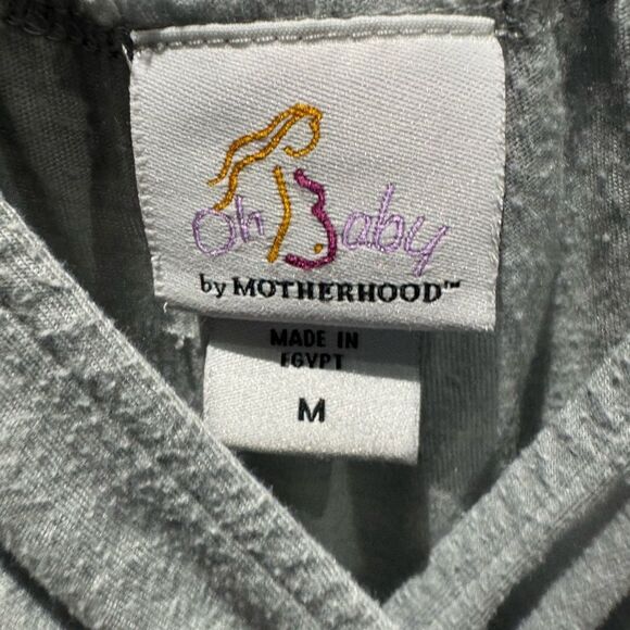 Oh Baby by Motherhood Maternity light gray lace detail top size medium - Picture 4 of 4